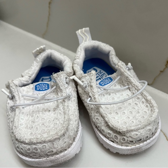 Hey Dude Lil Dudes Eyelet Baby Sneakers - Picture 6 of 9